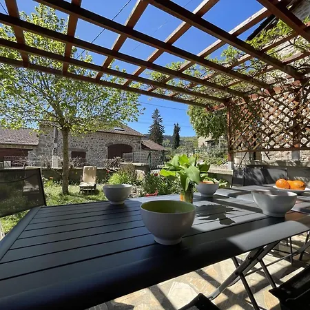 Spacieux Avec Jardin, Animaux Admis - Fr-1-489-568 *